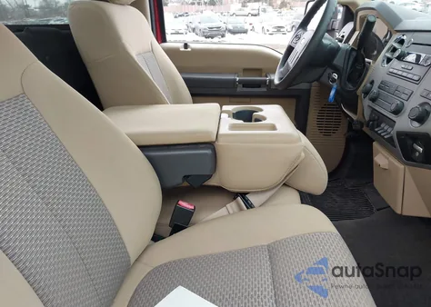 2015 Ford F-250 Xlt из США, поврежденный, VIN 1FTBF2B61FED20413